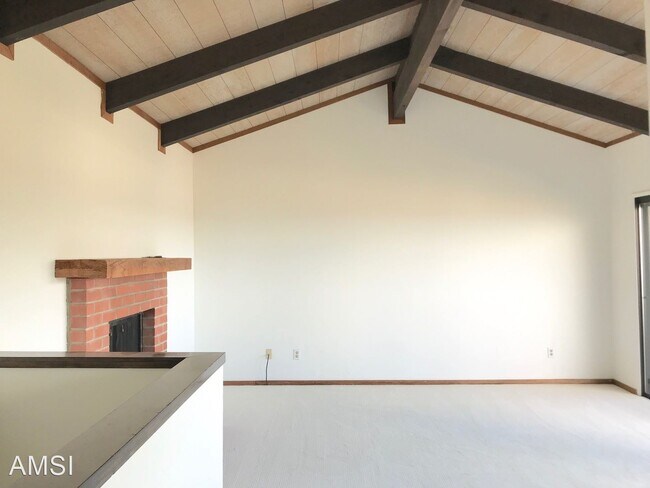 Building Photo - 2 br, 1.5 bath House - 126 Tiburon Blvd