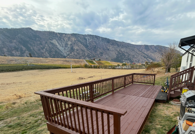 New deck to enjoy the views and star gaze at night - 2365 Washington St