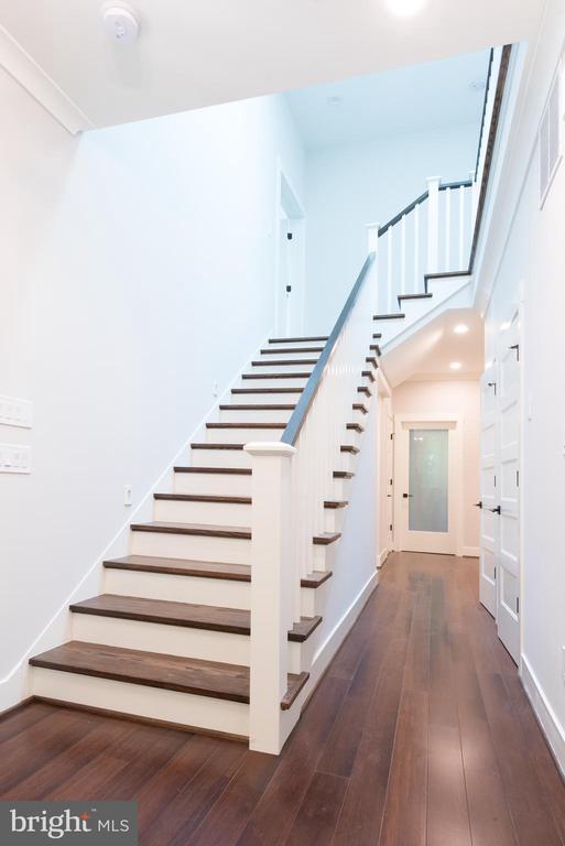 Building Photo - 224 Percheron Ct