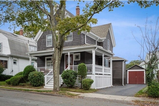 Building Photo - 12 Endicott St