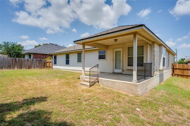 Building Photo - 2509 Pearson Way