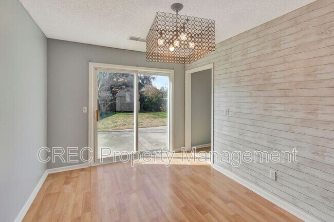 Building Photo - 3019 Woodington Pl