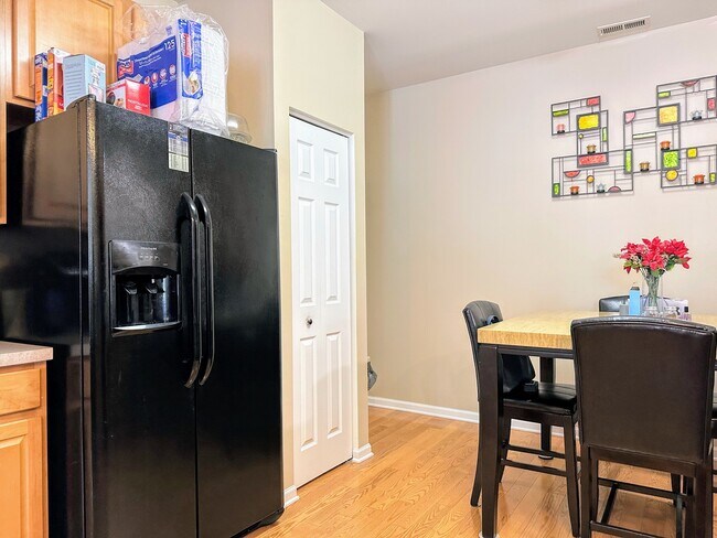 Building Photo - 2913 Concord Ln