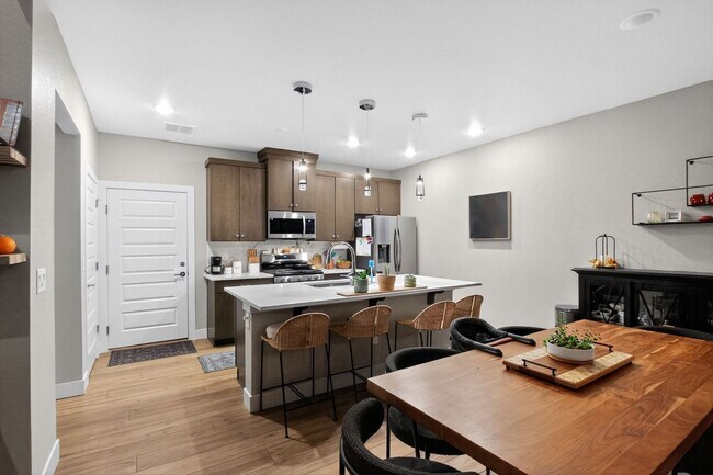 Building Photo - 16370 Alzere Pl