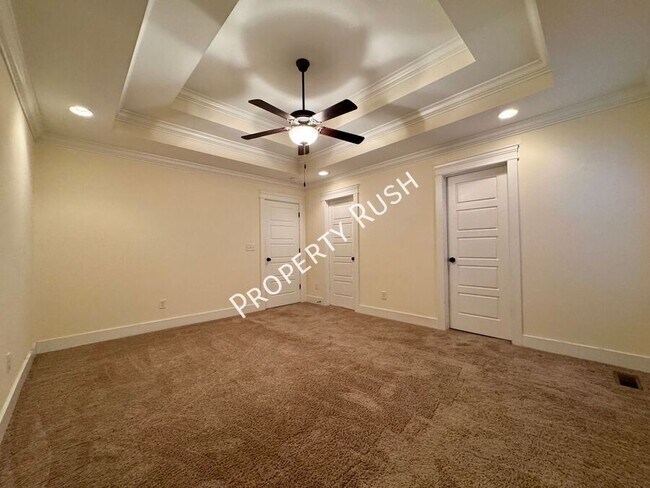 Building Photo - 6477 Olin Ln