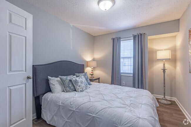 Maple 2BR, 1BA - Graystone Place Apartments