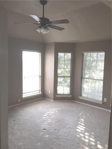 Building Photo - 5208 Lakeland Dr