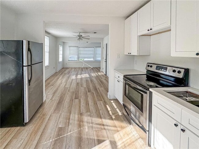 Building Photo - 4403 Elba St