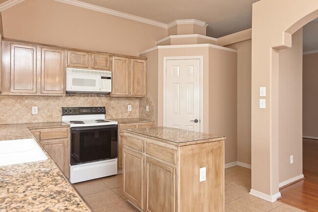 Building Photo - 17806 Scrub Oak Dr