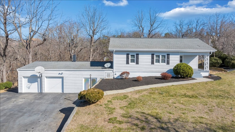 Building Photo - 3024 E Ruritan Rd