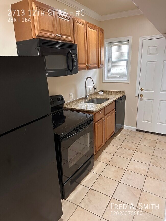 Primary Photo - 2713 12th St NE