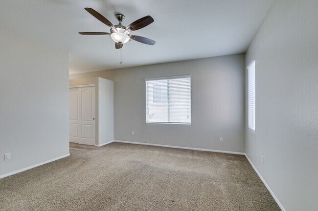 Building Photo - Beautiful 3 Bed / 3 Bath Home in Skyridge Community