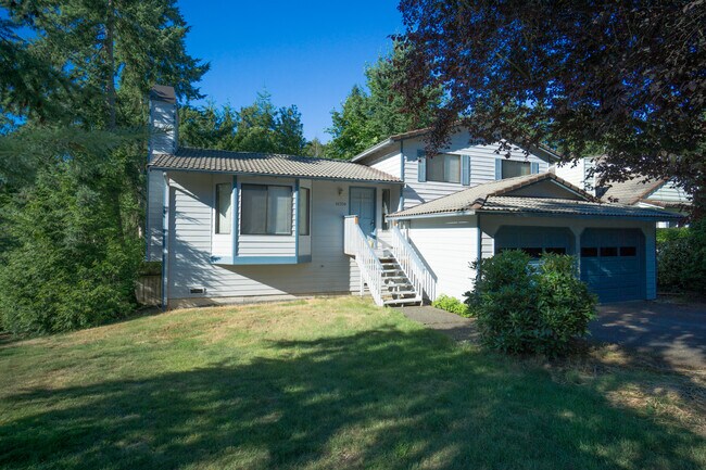 Building Photo - 16708 SE 40th Pl