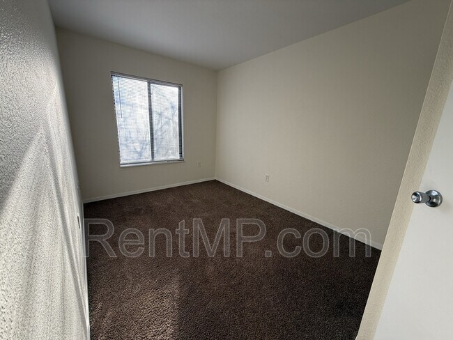 Building Photo - 1825 S Crawford -