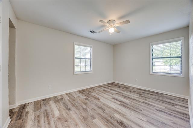 Building Photo - 1509 Mitchell Dr