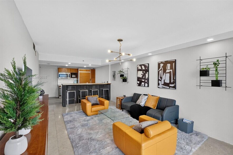 Building Photo - 50 Biscayne Blvd
