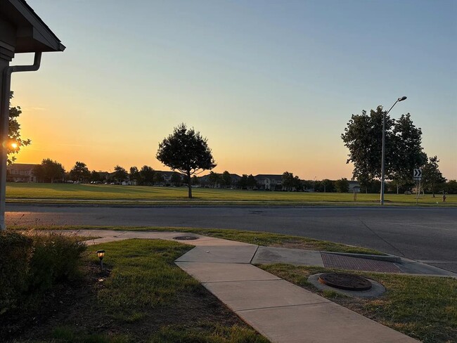Building Photo - 116 Gates of the Arctic Ave
