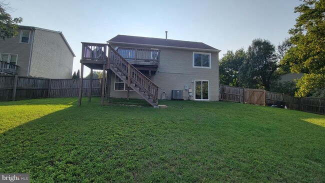 Building Photo - 10003 Erlwood Ct