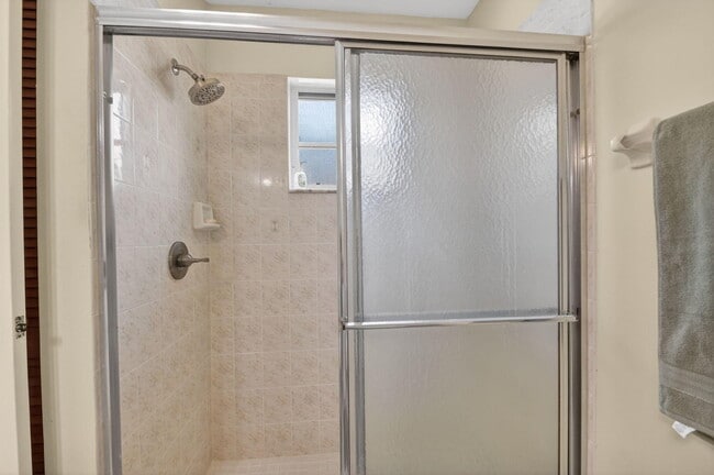 Building Photo - 1080 Salmon Isle