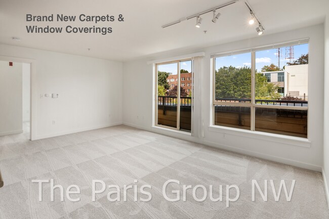 Building Photo - Perfect Bright 1BR 733sf CapHill Condo!! 9...