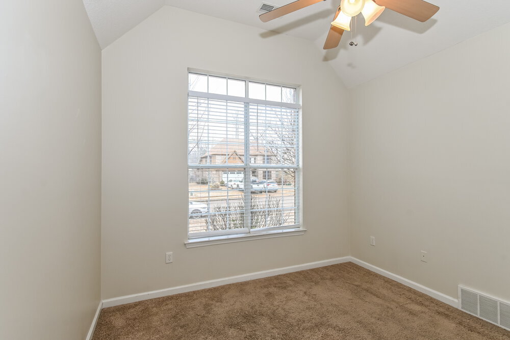 Building Photo - 1384 Carlton Ridge Dr