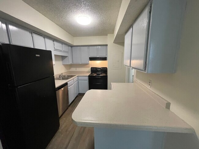 Building Photo - 1424 Bell Trace Dr