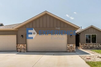 Building Photo - 5733 Bream Ct