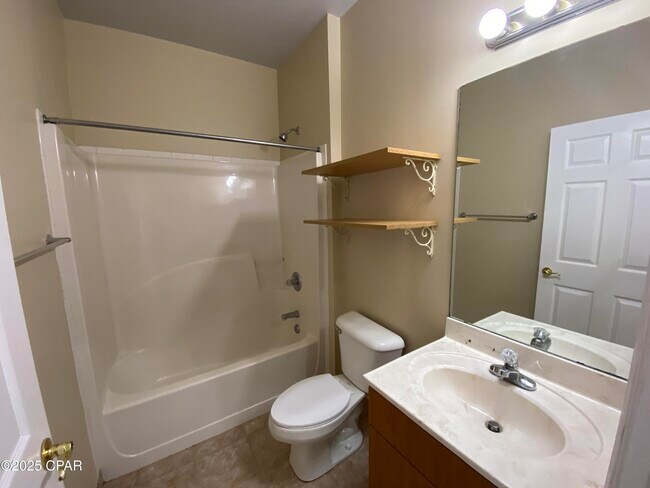 Building Photo - 3421 Cherry Ridge Rd