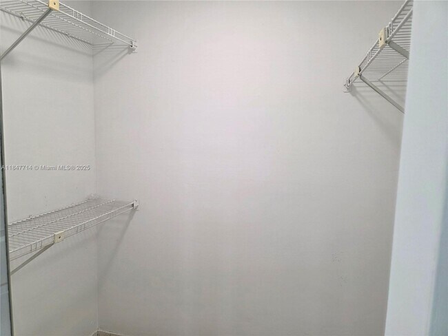 Building Photo - 10629 SW 68th Terrace