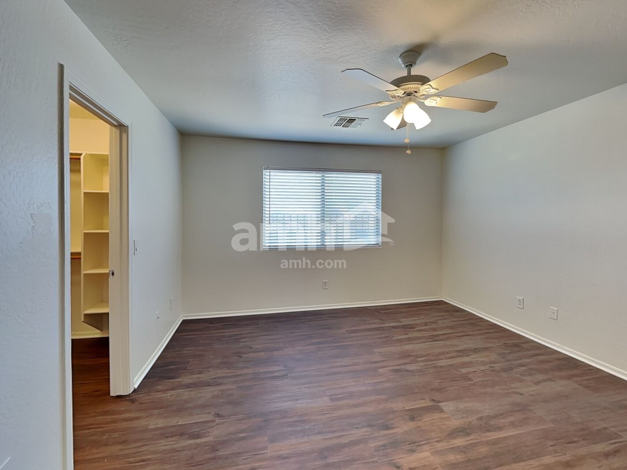 Building Photo - 3417 S 98th Ln