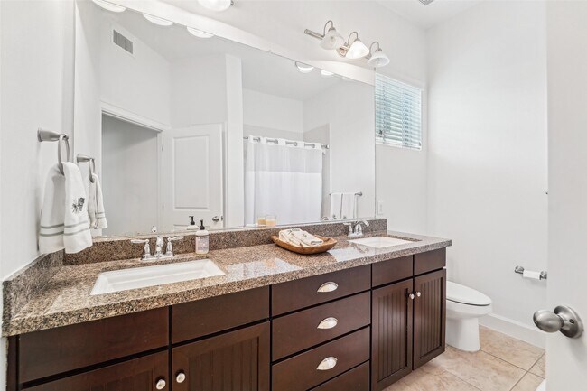 Building Photo - 17040 W Farm To Market 1097