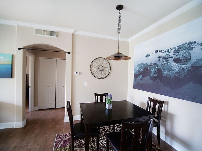 Building Photo - Fully Furnished 1 bedroom in Solana!