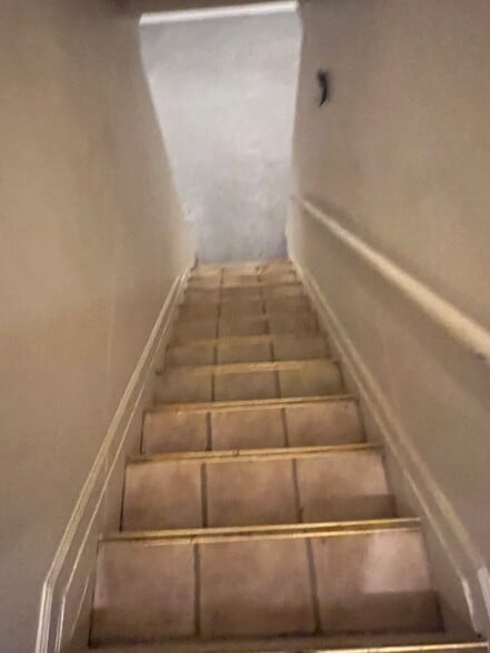 Building Photo - 13740 Pearson St