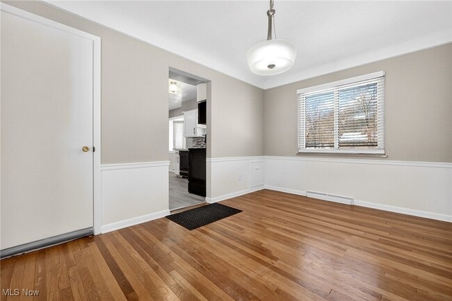 Building Photo - 8310 Broadview Rd