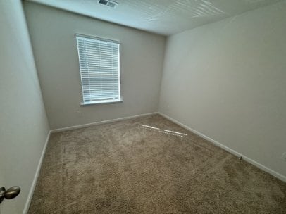 Building Photo - Seneca townhome