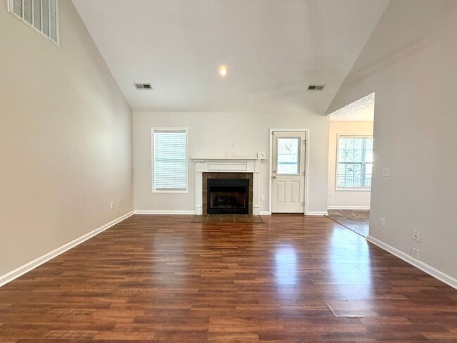 Building Photo - 1407 Scrub Oak Drive