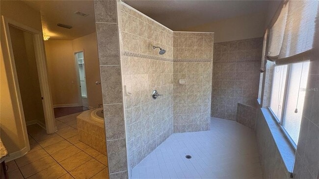 Building Photo - 10547 Martinique Isle Dr