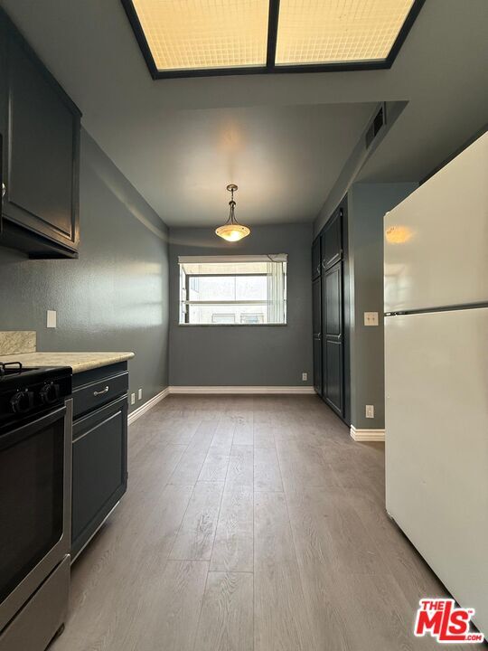 Building Photo - 7311 Kester Ave