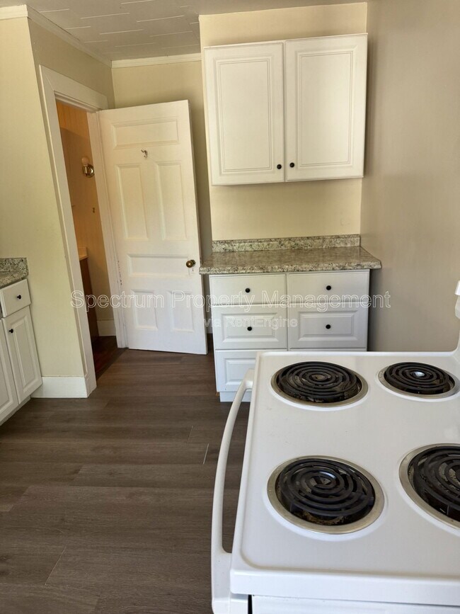 Building Photo - 1 Newhall St