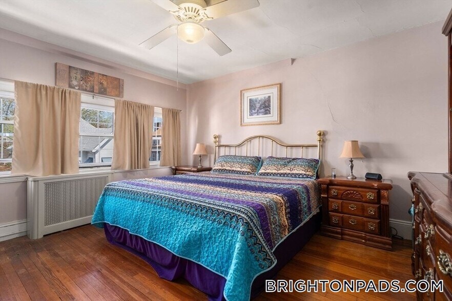 Building Photo - 18 Newcastle Rd