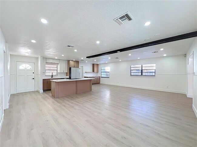 Building Photo - 3463 Arnel Dr
