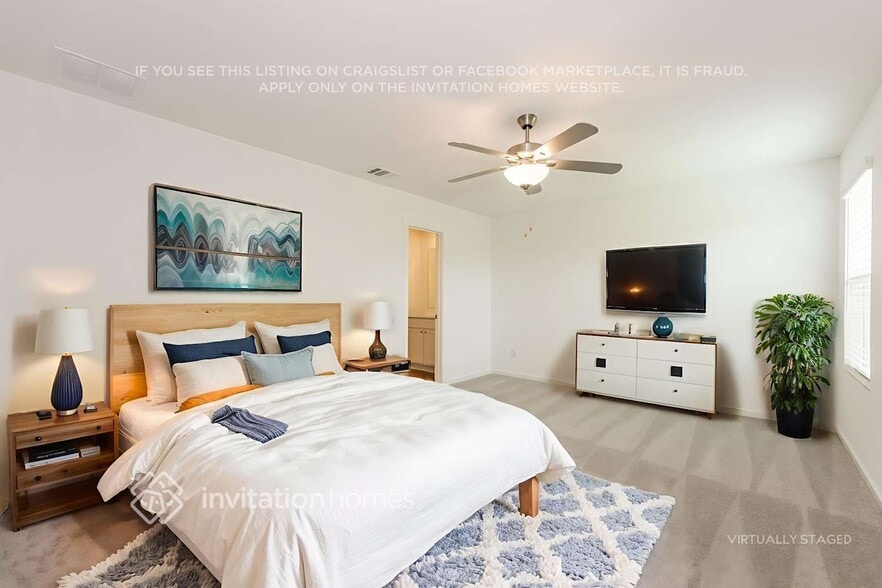 Building Photo - 2409 Fleming Dr