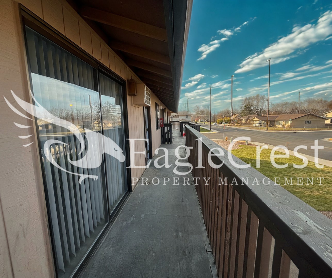 Building Photo - 320NEC