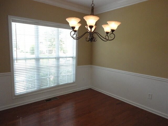 Building Photo - 323 Vinings Vintage Cir