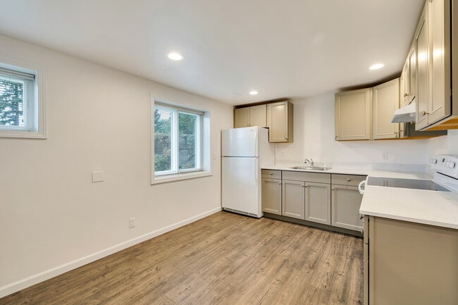 Building Photo - 20219 12th Pl S