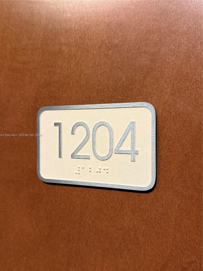 Building Photo - 31 SE 5th St