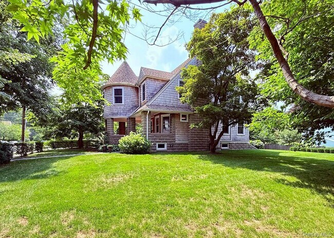 Building Photo - 453 Palmer Ave