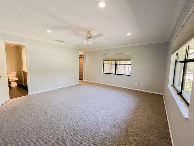Building Photo - 3502 Sunbeam Dr