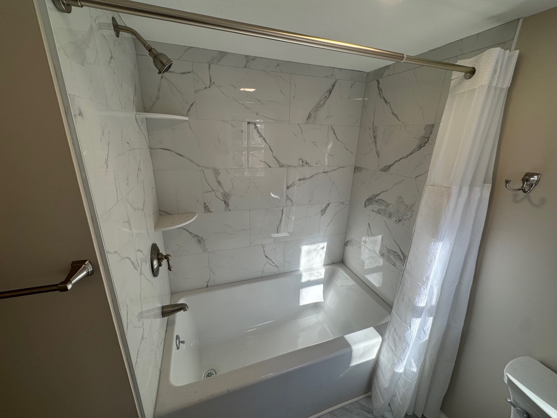 Building Photo - 456 Mattakeesett St