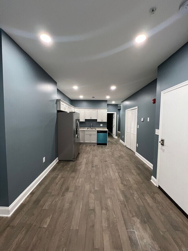 Building Photo - 2020 McCulloh St